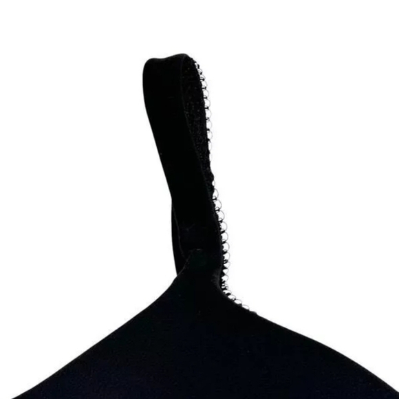 Black Full-Coverage Bra with Smooth Seamless Cups - Picture 3 of 8